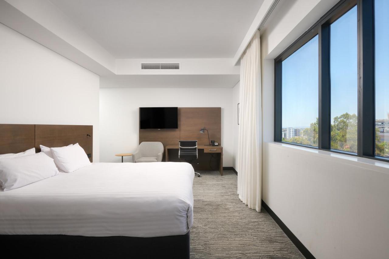 Holiday Inn West Perth By Ihg Bagian luar foto