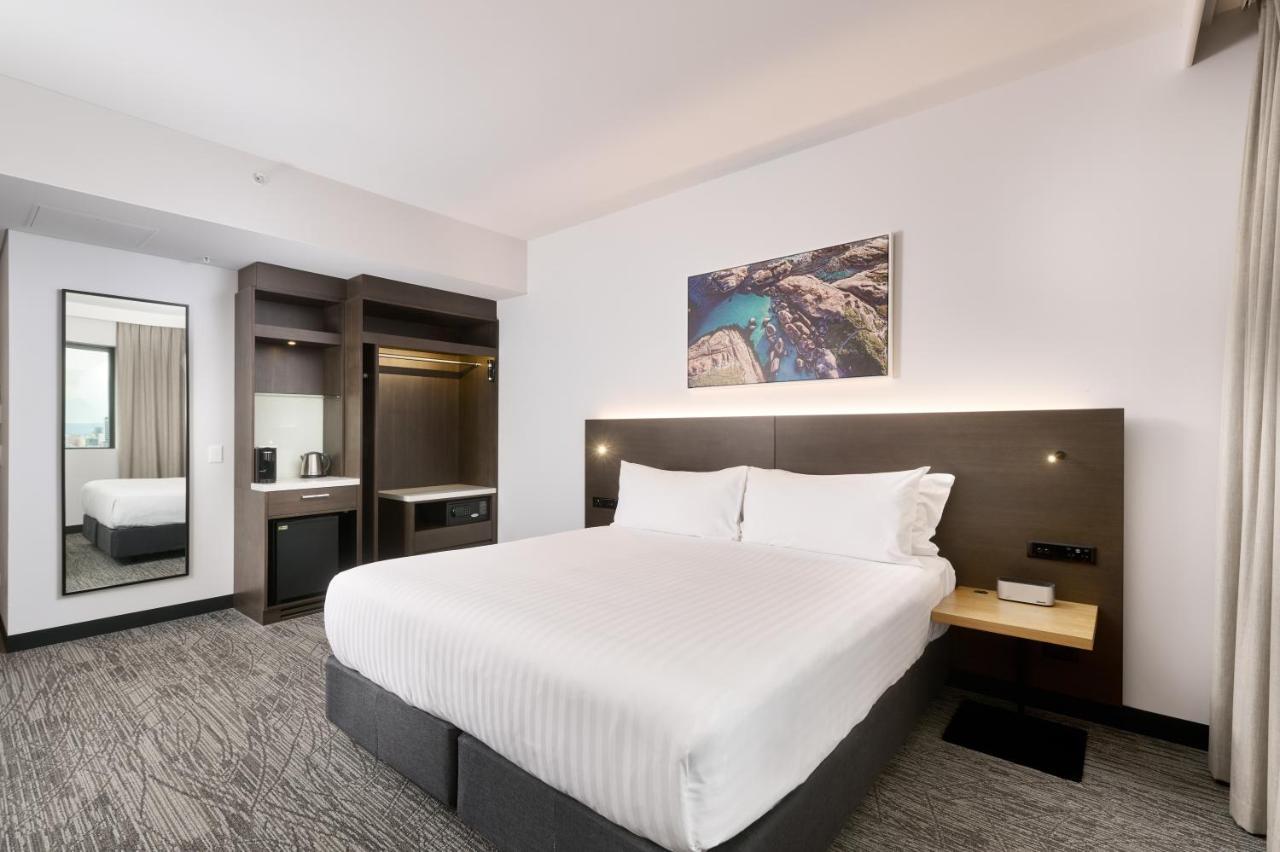 Holiday Inn West Perth By Ihg Bagian luar foto